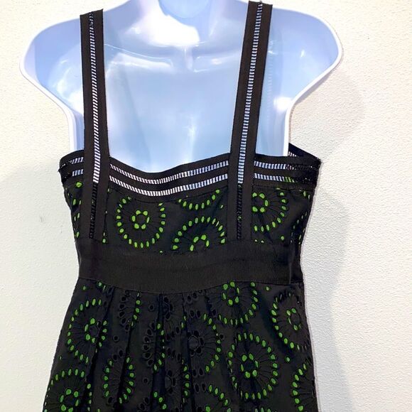 Cynthia Cynthia Steffe Black Eyelet Dress With Green Inlay Size 6 - Picture 6 of 13